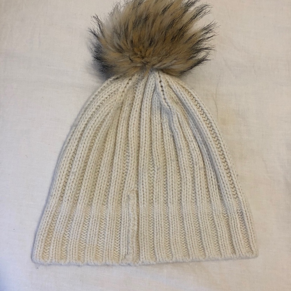 Jcrew ribbed beanie with faux-fur pom-pom